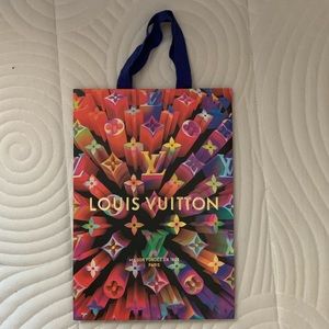 Authentic Louis Vuitton 2019 Holiday Gift Bag